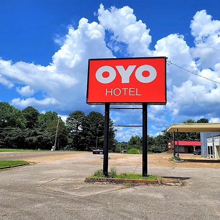 Oyo Hotel Holly Springs Ms Dış mekan fotoğraf