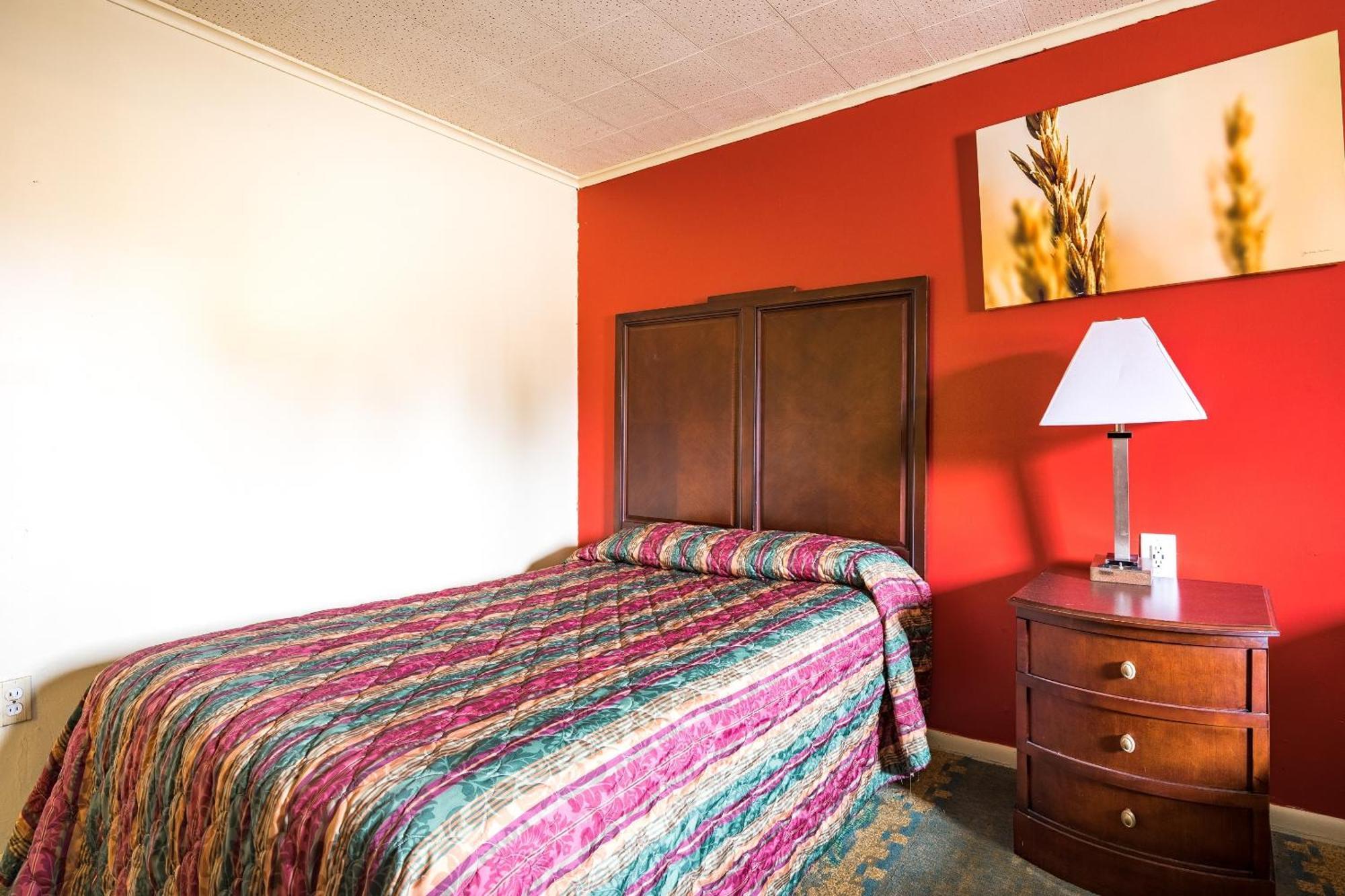 Oyo Hotel Holly Springs Ms Dış mekan fotoğraf